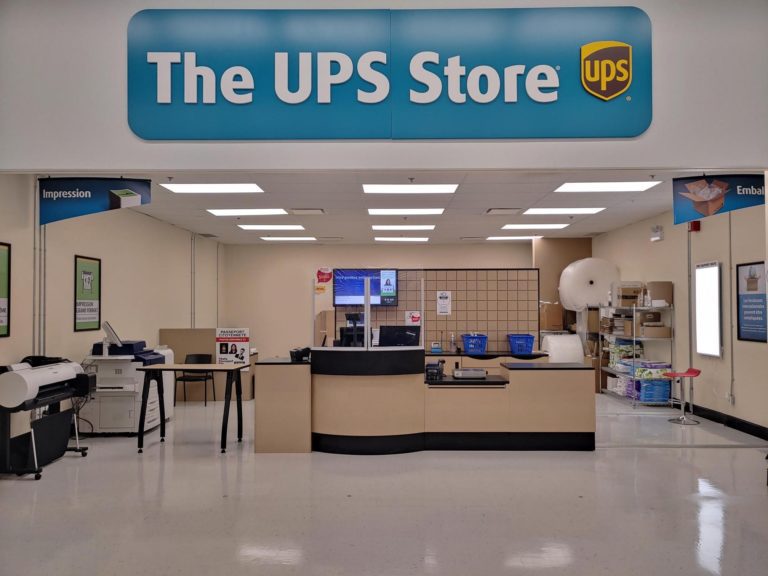 Franchising The UPS Store Canada Franchising The UPS Store Canada
